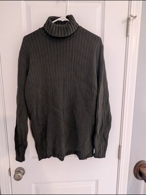 Old Navy Men's Dark Gray Ribbed Turtleneck Sweater